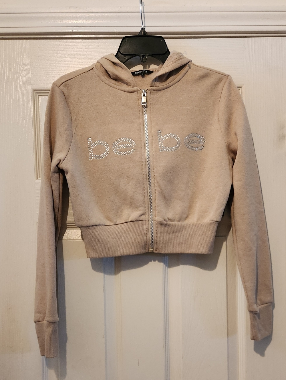bebe Hooded Juniors Crop Zip Jacket. No Pockets.
